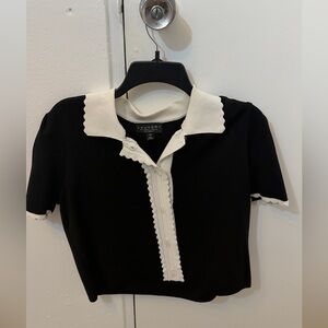 Laundry By Shelli Segal Black and Cream Scalloped Top